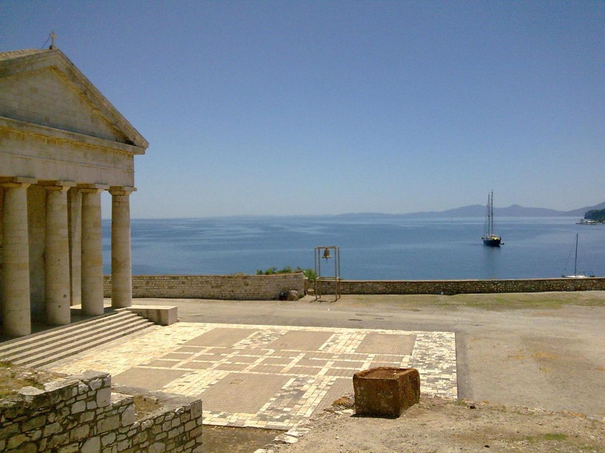 Uniqapt Corfu (city)
